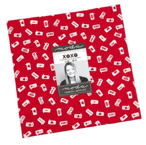 Hugs and Kisses 10" squares, Layer Cake by Moda, 24140LC XOXO