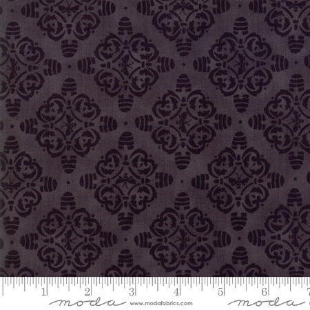 Bee Hive Damask 44" fabric by Deb Strain for Moda, 19878-18