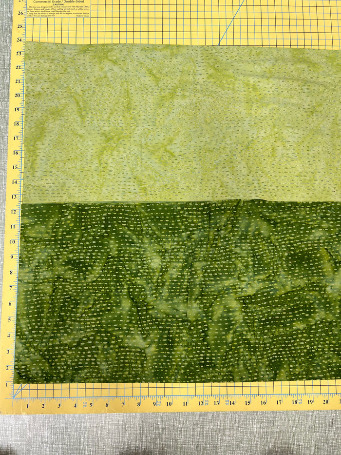 Apple Green Ombre 44" Batik, Northcott Banyan Batiks, 80368-73, Colorfall